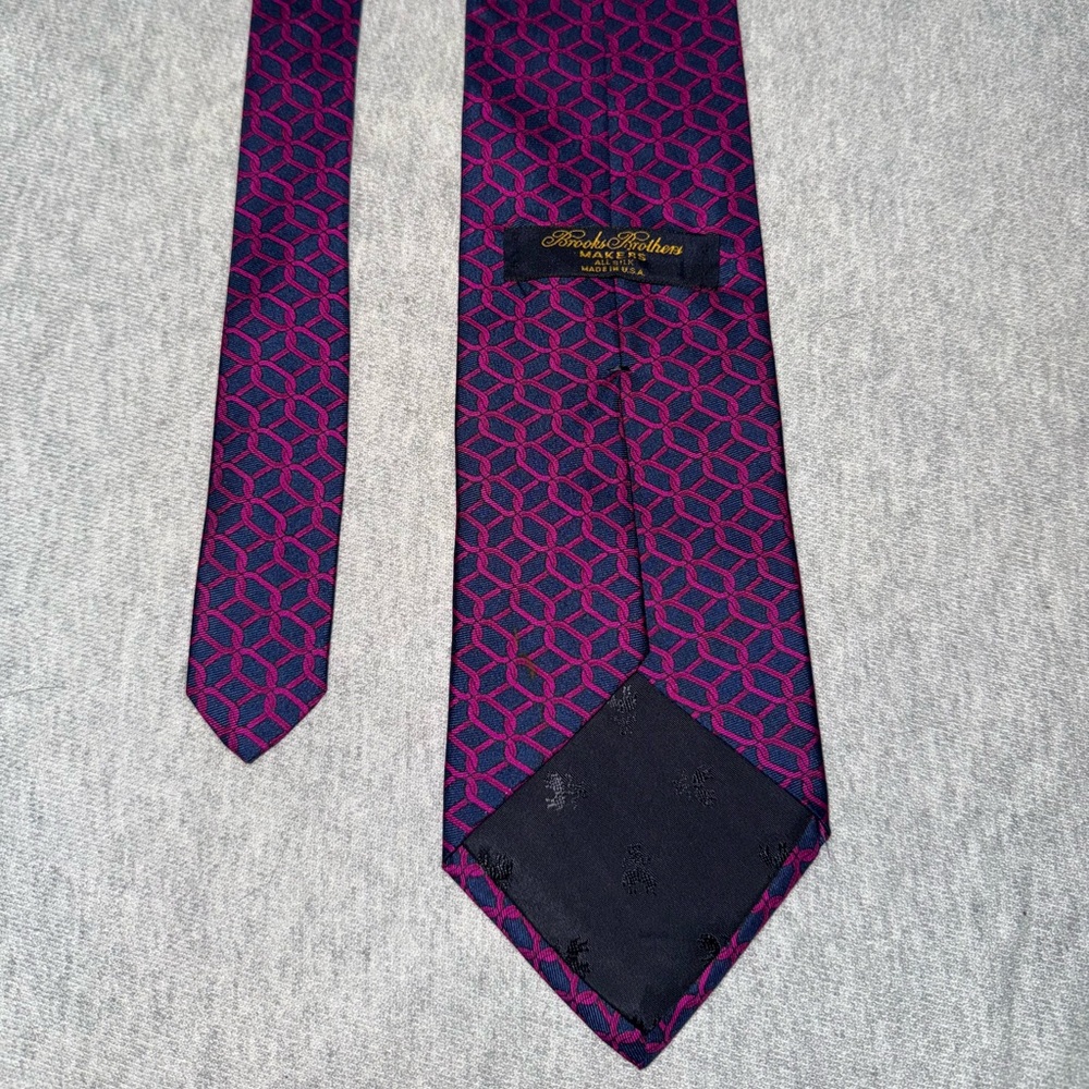 Brooks Brothers Fuchsia and Navy Silk Tie